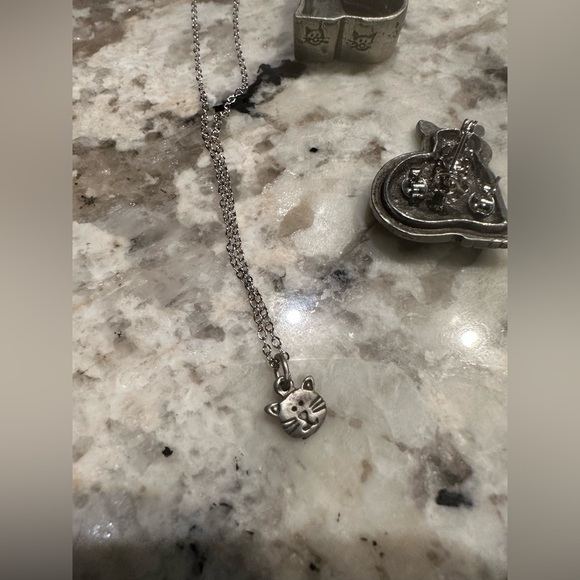 Womens Cat Accessories - Picture 4 of 7